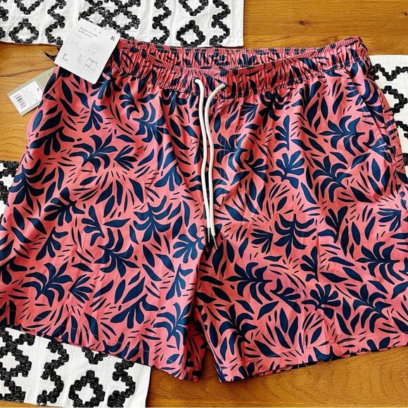 NEW Goodfellow Floral swim trunks with liner 7” inseam men’s size XL - Picture 5 of 8